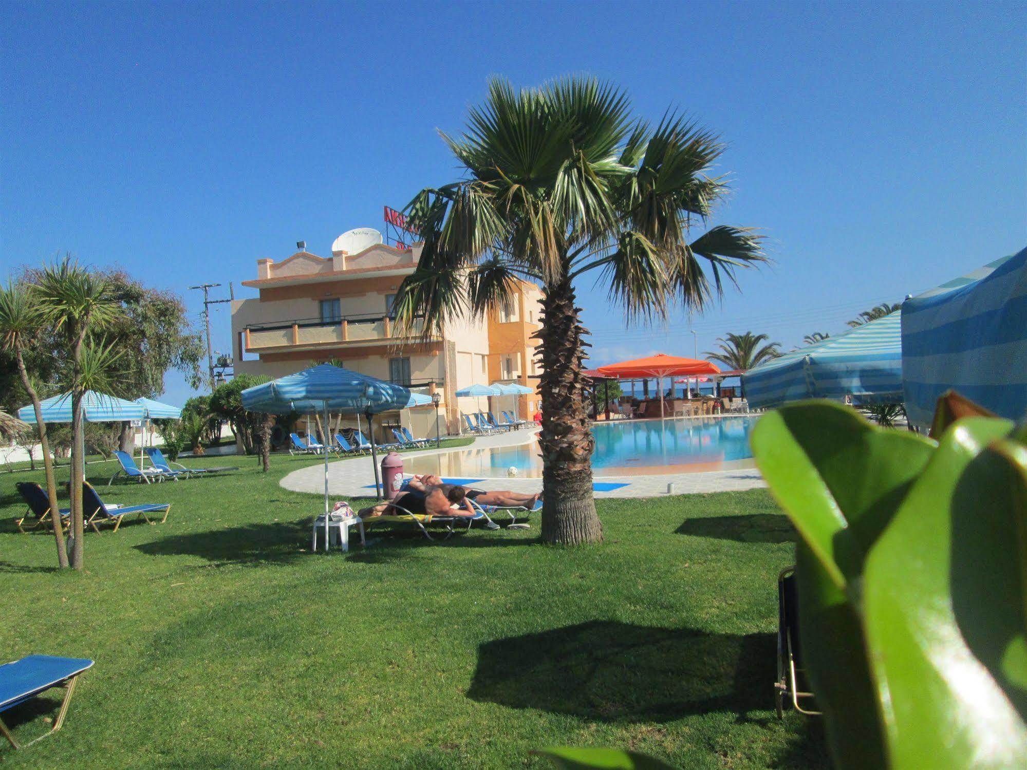 Aparthotel Ninos On The 2*