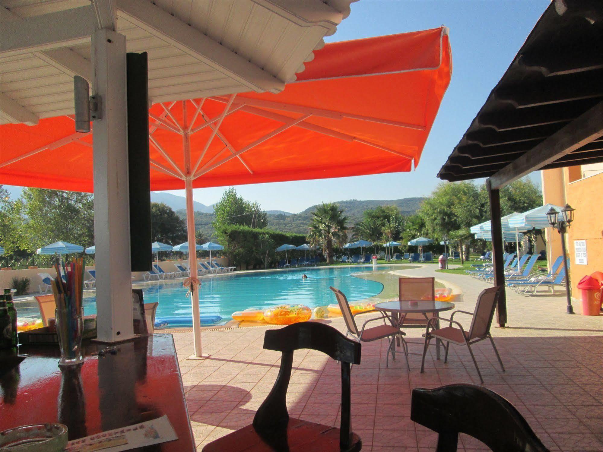 Ninos On The 2* Roda (Corfu)